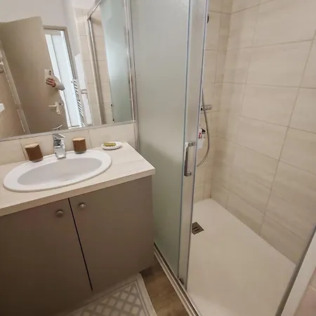 Tres Belle T2, Vue ,le A Pied Apartment