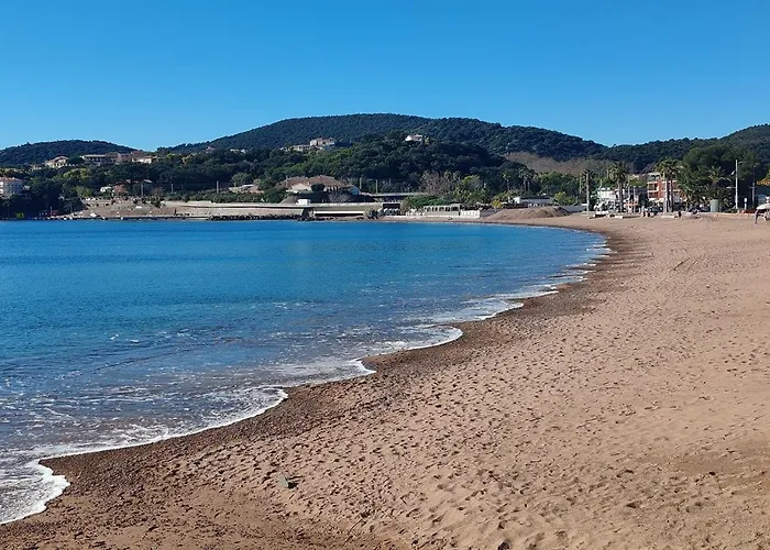 Tres Belle T2, Vue ,le A Pied