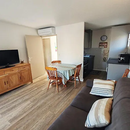 Tres Belle T2, Vue ,le A Pied Сен-Рафаель