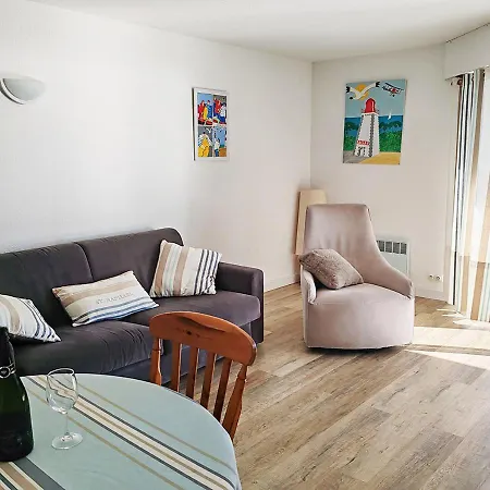 Tres Belle T2, Vue ,le A Pied