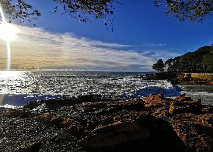 Tres Belle T2, Vue ,le A Pied *