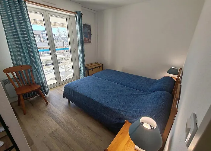 Tres Belle T2, Vue ,le A Pied شقة